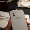 �����ù���̫��nexus4ô ò�Ƴ�����è��� ���ź���ˮŶ 