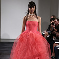 ̵ Vera Wang2014ﶬɴϵ չǰδеĺɫ_4
