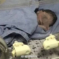 女婴被扔草丛真相：妈妈竟是个12岁孩子_5