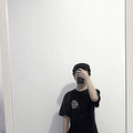 酷girl暗黑风~买了件很酷的黑色T恤_2
