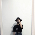 酷girl暗黑风~买了件很酷的黑色T恤_1