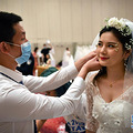百对战疫情侣，在三亚举行最美集体婚礼_2