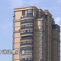 杭州一姑娘，雇人晚上送花圈给房产中介_4