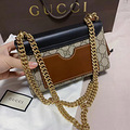 GUCCI padlockС�ںУ���ɫ���ϻ���ƴ�ӣ������־���