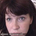恐怖啊~！这个女的吸毒6年从一个妙龄女变成了老太婆！_0