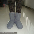 ����һ����UGG��15�Ŵ�ͼ���ࡣ���Ź��������ϵ��������档_3
