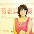 整容19次跨国网恋！网络红人蔷薇大妈绝对励志！（图）_3