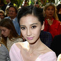 �������ڽ���Angelababy������������Ů_3