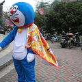 哆啦A梦化身高富帅---现身西湖啦!_0