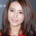 郑秀文恋爱长跑22年冻龄女神你猜她们几岁了_3