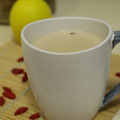奶香绵长------健康美味的枸杞奶茶