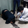 女儿抄作业被父亲用草绳勒住脖子吊起来殴打致死 【最新消息】_0