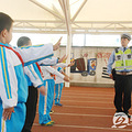 请全国优秀交警来开课 翠苑一小有个成立十余年的小交警社团_0