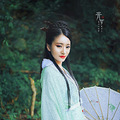 绿竹入幽径，青萝拂行衣。_2