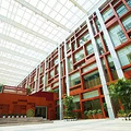 杭州最土豪学校一学期就要三万！从小学开始就给跪了_2