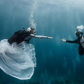 盘点世界上独特的婚礼场所 大漠深海天空无处不可去_0