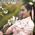 千古情美女穿越到杭州最美樱花跑道，中国樱花比日本早一千年_2