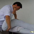 推拿专家范炳华 ：那么多妈妈喊腰痛，真是月子没坐好的原因吗？_1