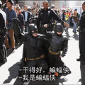 这位「警察」今年 8 岁，身患白血病_5