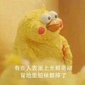 小哥不顾友人反对，和猫一起开“游戏”主题诊所，开业半年人满为_0