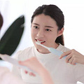 小哥不顾友人反对，和猫一起开“游戏”主题诊所，开业半年人满为_5