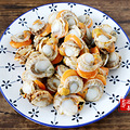 与青岛的小海鲜同炒，将江南雪菜春笋的鲜味发挥得淋漓尽致_0