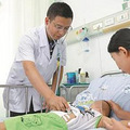 2岁儿子生病送医检查，医生却说儿子是“假的”_2