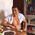 他跟拍三个中国家庭20年: 奋斗一生, 换来的只是无常_4