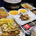 这家烧烤店天天“人从众”果真有它的道理，人均40+吃到扶墙出_0