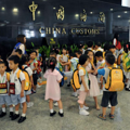 3万跨境学童，凌晨5点从深圳到香港上学，如今怎样了？_5