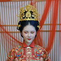凤冠霞帔明媒正娶，只有正妻才可以拥有。_5