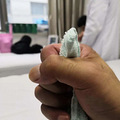 高铁站外，浙江一小男孩被“断指”民警紧跟5公里_0
