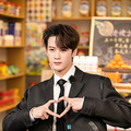 今日份的瓜丨李玟回应节目录制现场质问导演，王菲简评窦靖童时装_4