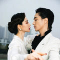 今日份的瓜丨朱亚文和老婆沈佳妮街头接吻秀恩爱，李承铉卡点为戚_4
