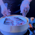“无情炒菜机”“话少做菜硬”！外卖页面“上架”厨师，网友乐了_2