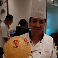 街边小吃售出超2000份！这届亚运会外国人爱上了杭州美食_5