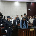 仍判死刑！人贩子余华英卖的第一个孩子，竟是自己亲生儿子！_1