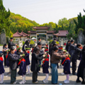 “大手暖小手，共育红心芽”：一堂没有围墙的思政课_5