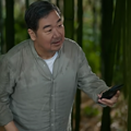老头版《完蛋！我被美女包围了》，谈起恋爱比年轻人更狗血！_1