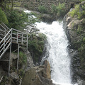 山沟沟彩虹谷凌瀑山庄_1