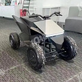 ��˹��Cyberquad��߳�����11990Ԫ ���ʱ��8����������ʻ13����