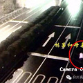 进高速服务区忘加油半路抛锚  母子俩雨中步行5公里去买汽油 