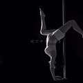 准妈妈怀孕7个月一字马倒挂信手拈来_4