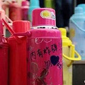 一个水壶就想当嫁妆？偷壶就要娶我！高校女生为防水壶被偷出奇招_3