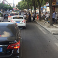 路桥商海南街城管和小摊贩的冲突