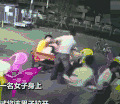 女子火锅店遭半裸男扑倒猥亵！店老板挺身而出却被罚款_2