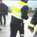 大冬天，台州一帮人跳河，穿睡衣姑娘更是拼尽全力，只为一个共同_0