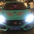 女老板开冒牌保时捷911送老公回家，不料半路被抓！罚款100_1