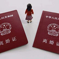 丈夫瘫痪，女子打算离婚后带着他再嫁人…法院这样判_3