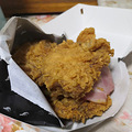 #KFC新品试吃#没有面包生菜的培根鸡腿重磅肉霸堡_1
